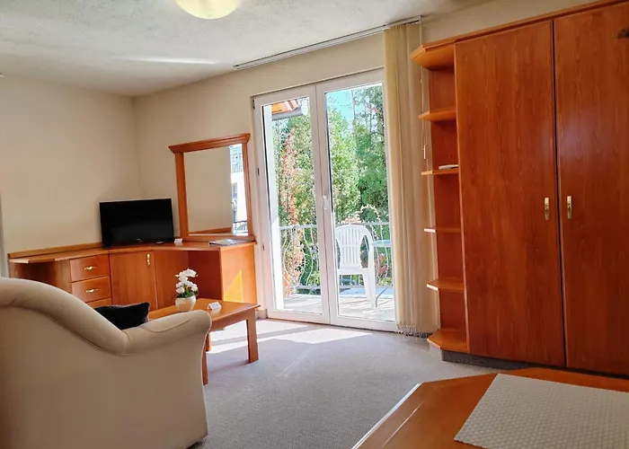 Apartment Heviz Apartman Heviz *